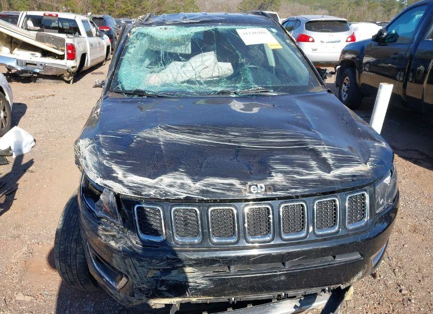 Photo 6 of 2019 Jeep Compass LIMITED 4X4 (VIN 3C4NJDCB8KT650787)