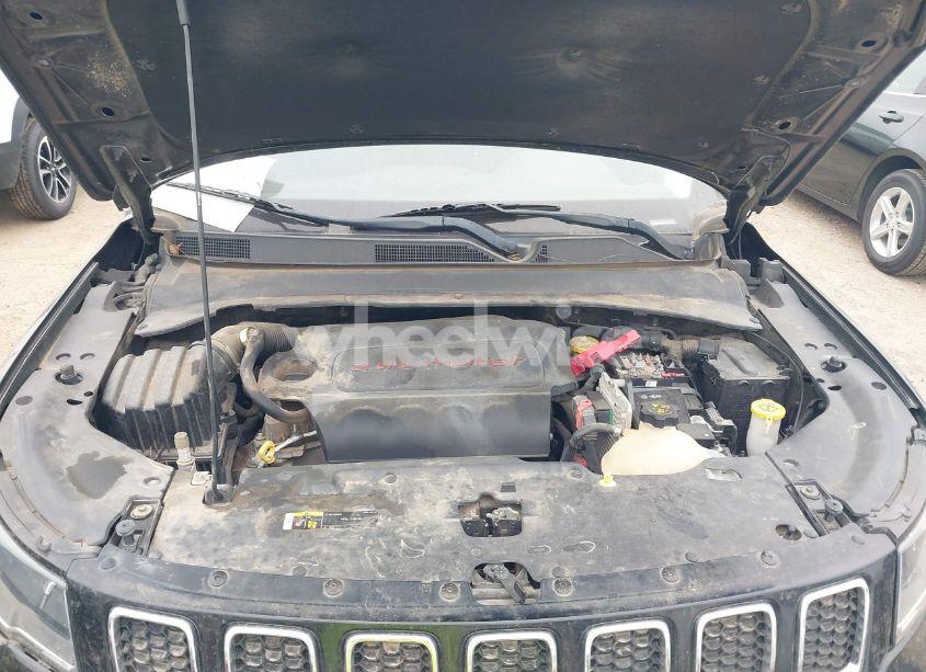 Photo 10 of 2019 Jeep Compass LIMITED 4X4 (VIN 3C4NJDCB8KT666066)