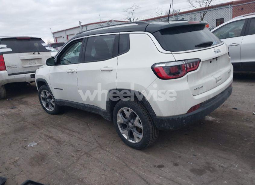 Photo 3 of 2019 Jeep Compass LIMITED 4X4 (VIN 3C4NJDCB8KT673390)