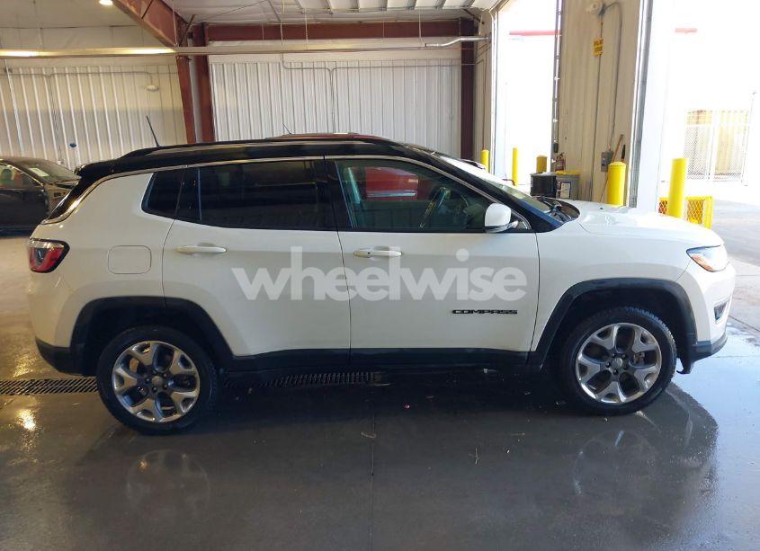 Photo 13 of 2020 Jeep Compass LIMITED 4X4 (VIN 3C4NJDCB8LT155331)