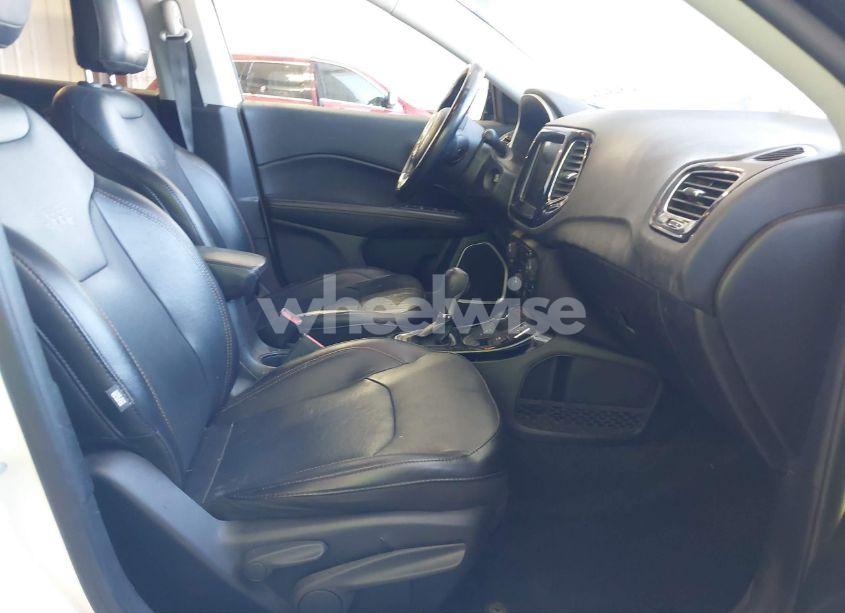 Photo 5 of 2020 Jeep Compass LIMITED 4X4 (VIN 3C4NJDCB8LT155331)