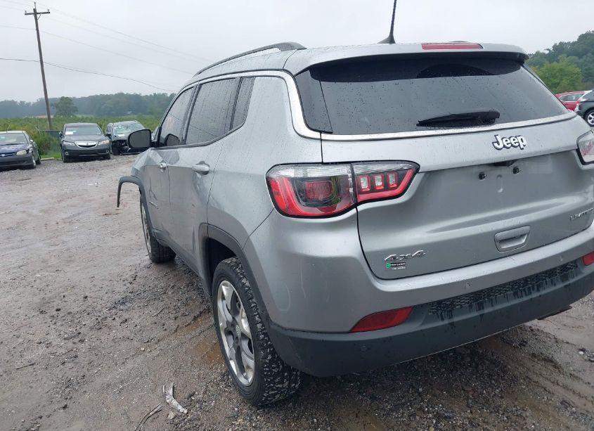 Photo 3 of 2021 Jeep Compass LIMITED 4X4 (VIN 3C4NJDCB8MT515103)