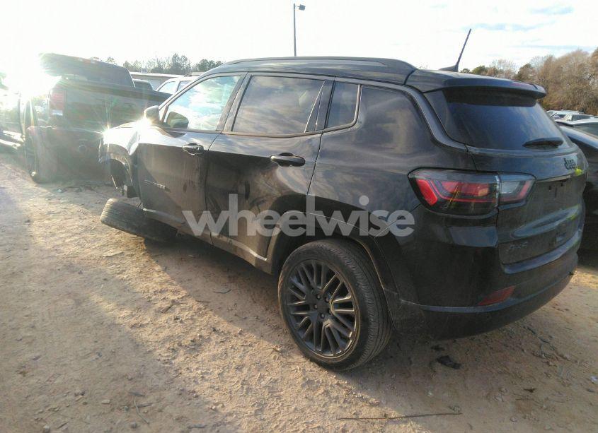 Photo 3 of 2022 Jeep Compass HIGH ALTITUDE 4X4 (VIN 3C4NJDCB8NT121845)