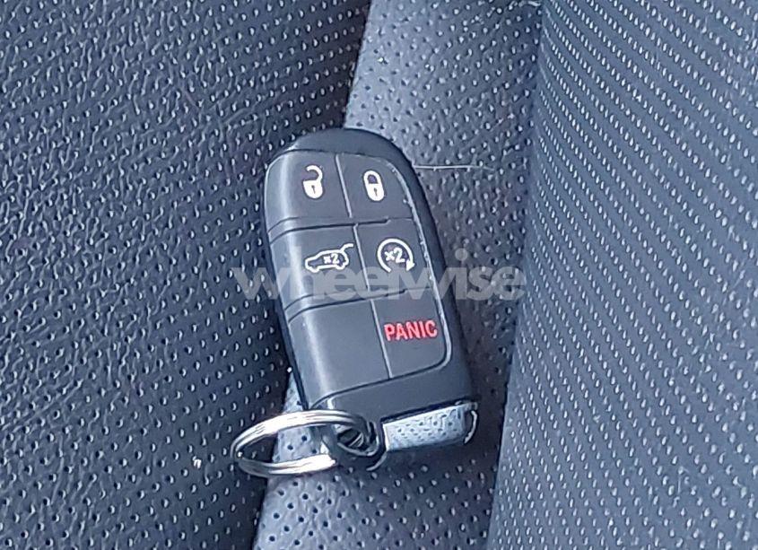 Photo 11 of 2022 Jeep Compass LIMITED 4X4 (VIN 3C4NJDCB8NT175548)