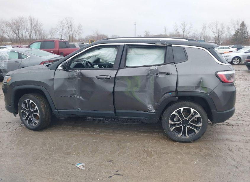 Photo 14 of 2022 Jeep Compass LIMITED 4X4 (VIN 3C4NJDCB8NT186551)