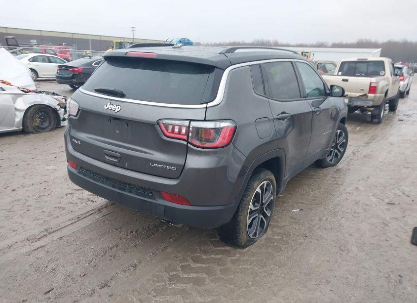 Photo 4 of 2022 Jeep Compass LIMITED 4X4 (VIN 3C4NJDCB8NT186551)