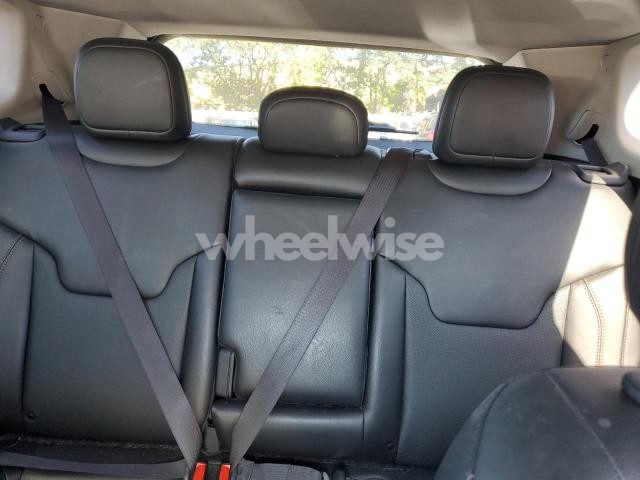 Photo 3 of 2022 JEEP COMPASS LIMITED (VIN 3C4NJDCB8NT186789)
