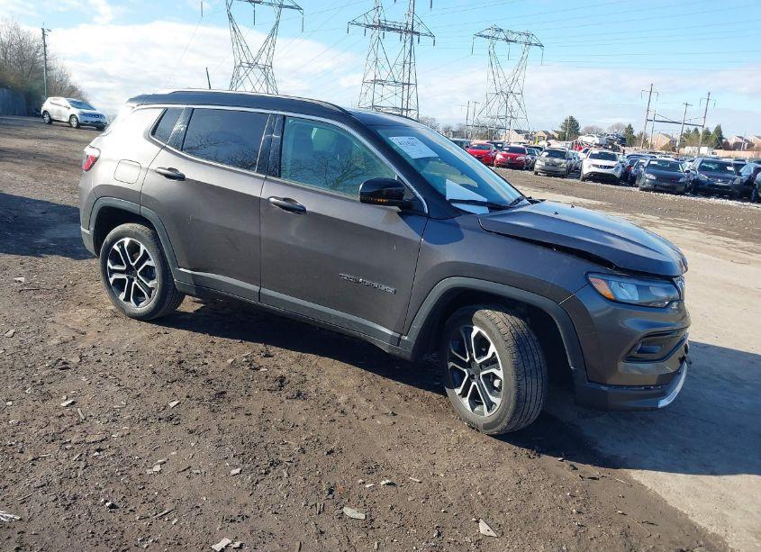 2022 Jeep Compass LIMITED (VIN 3C4NJDCB8NT233836) main photo