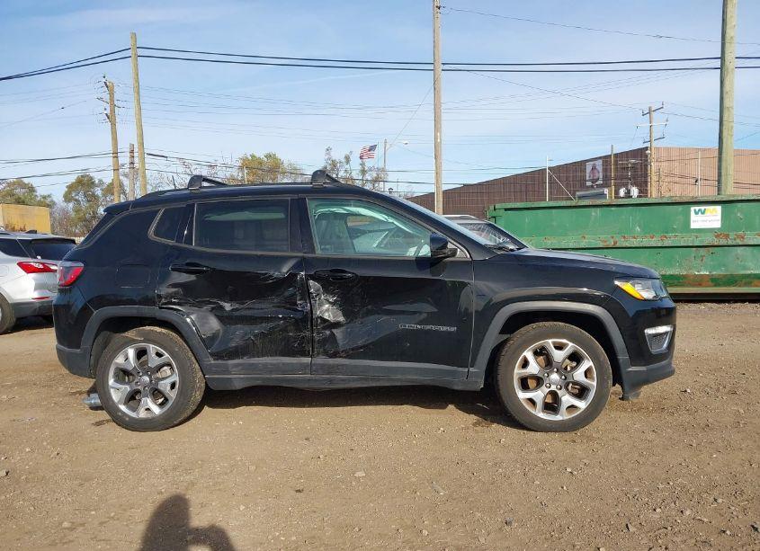 Photo 13 of 2018 Jeep Compass LIMITED 4X4 (VIN 3C4NJDCB9JT135683)