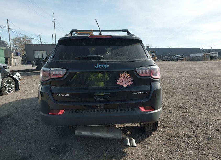 Photo 16 of 2018 Jeep Compass LIMITED 4X4 (VIN 3C4NJDCB9JT135683)