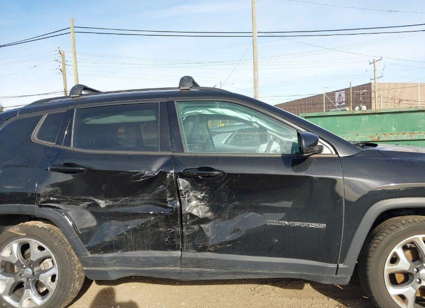 Photo 6 of 2018 Jeep Compass LIMITED 4X4 (VIN 3C4NJDCB9JT135683)