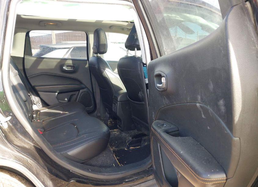 Photo 8 of 2018 Jeep Compass LIMITED 4X4 (VIN 3C4NJDCB9JT135683)