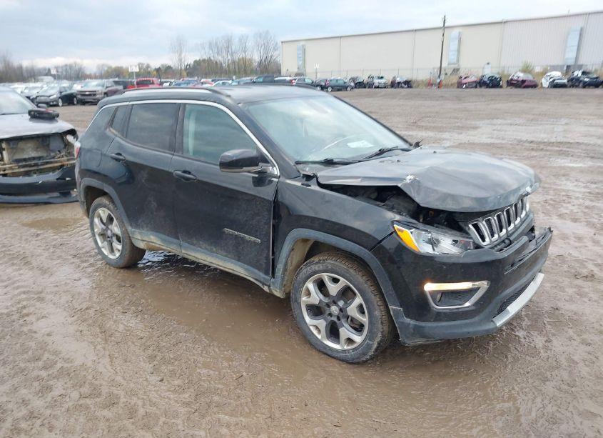 2018 Jeep Compass LIMITED 4X4 (VIN 3C4NJDCB9JT175259) main photo