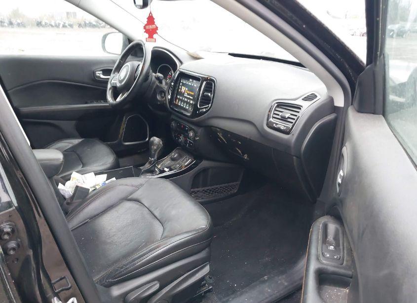 Photo 5 of 2018 Jeep Compass LIMITED 4X4 (VIN 3C4NJDCB9JT175259)