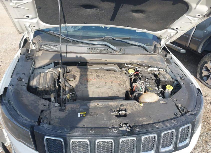 Photo 10 of 2018 Jeep Compass LIMITED 4X4 (VIN 3C4NJDCB9JT231605)