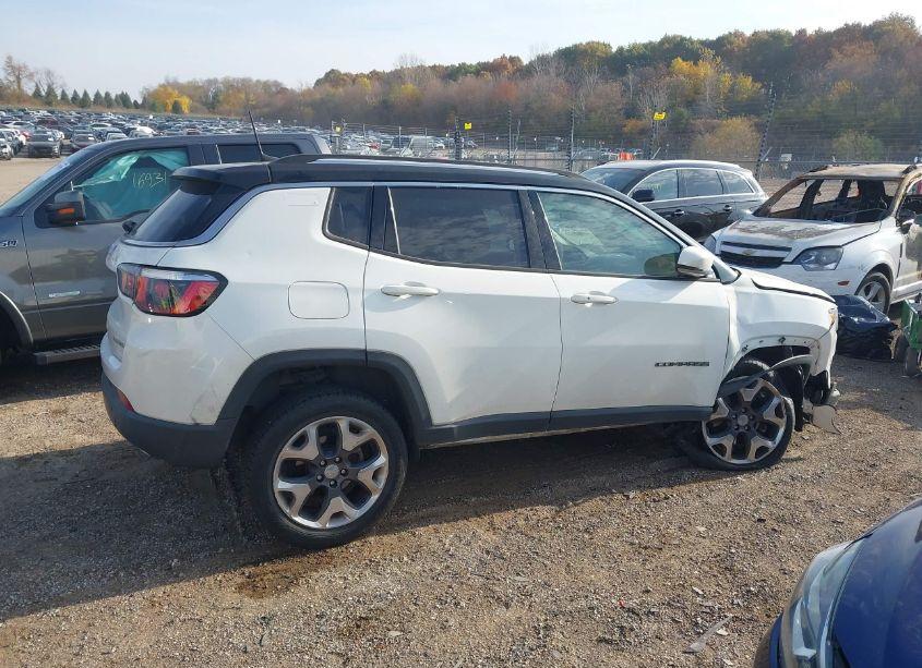 Photo 12 of 2018 Jeep Compass LIMITED 4X4 (VIN 3C4NJDCB9JT231605)