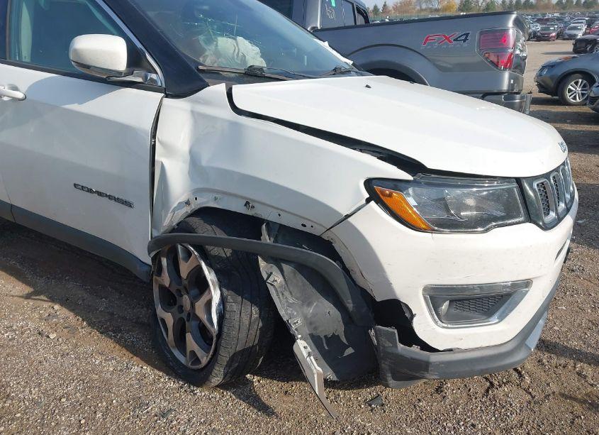 Photo 6 of 2018 Jeep Compass LIMITED 4X4 (VIN 3C4NJDCB9JT231605)