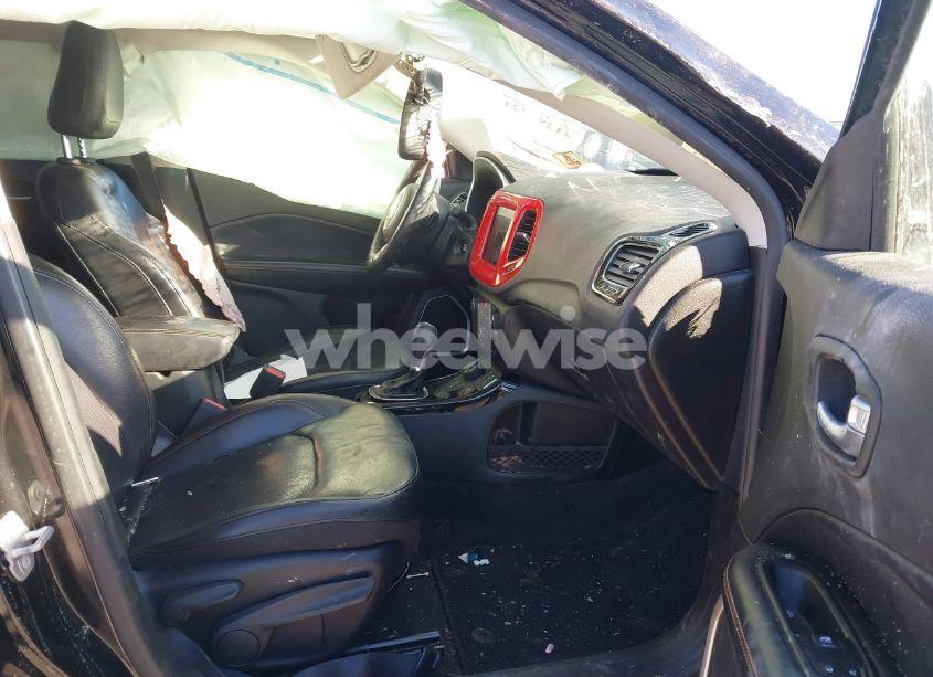 Photo 5 of 2018 Jeep Compass LIMITED 4X4 (VIN 3C4NJDCB9JT264085)