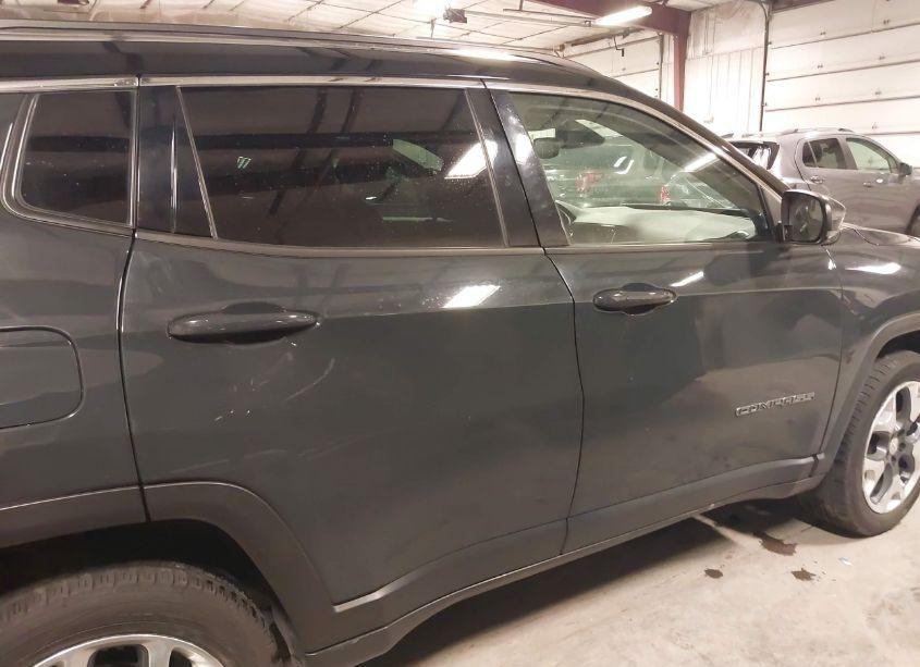 Photo 13 of 2018 Jeep Compass LIMITED 4X4 (VIN 3C4NJDCB9JT365787)