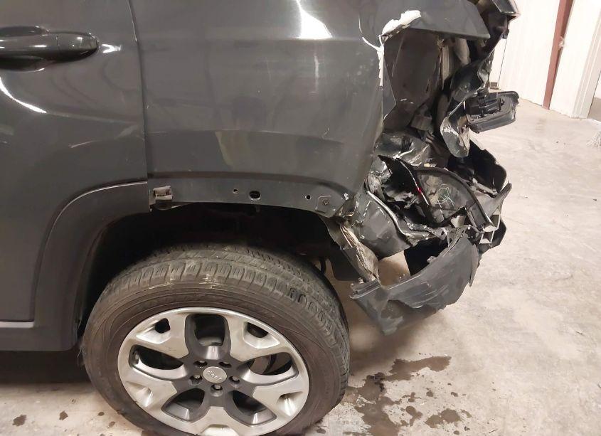 Photo 6 of 2018 Jeep Compass LIMITED 4X4 (VIN 3C4NJDCB9JT365787)