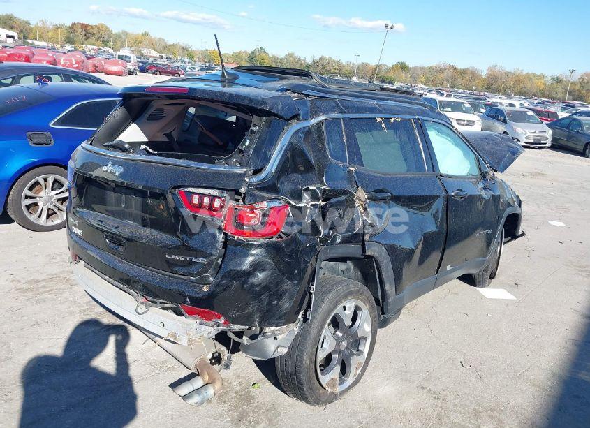 Photo 4 of 2018 Jeep Compass LIMITED 4X4 (VIN 3C4NJDCB9JT436910)