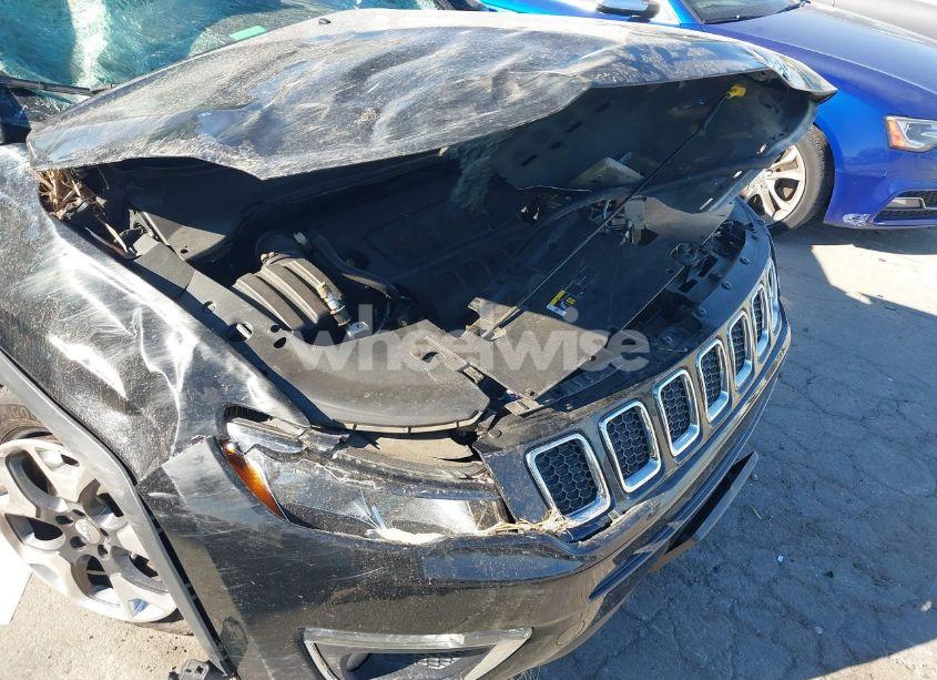 Photo 6 of 2018 Jeep Compass LIMITED 4X4 (VIN 3C4NJDCB9JT436910)