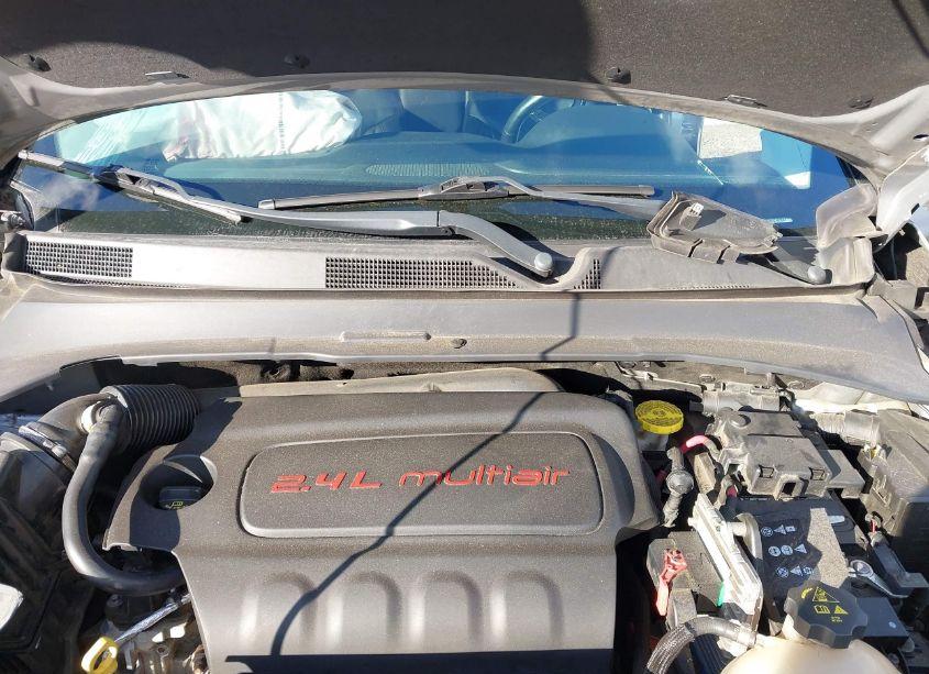 Photo 10 of 2018 Jeep Compass LIMITED 4X4 (VIN 3C4NJDCB9JT483581)