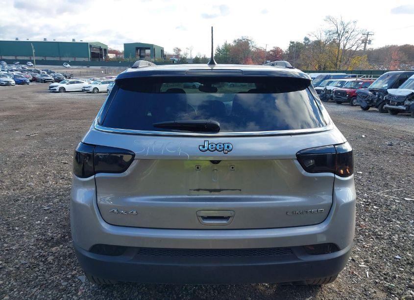 Photo 16 of 2018 Jeep Compass LIMITED 4X4 (VIN 3C4NJDCB9JT483581)