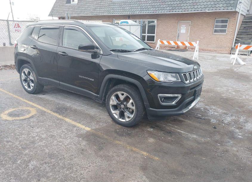 2019 Jeep Compass LIMITED 4X4 (VIN 3C4NJDCB9KT622867) main photo