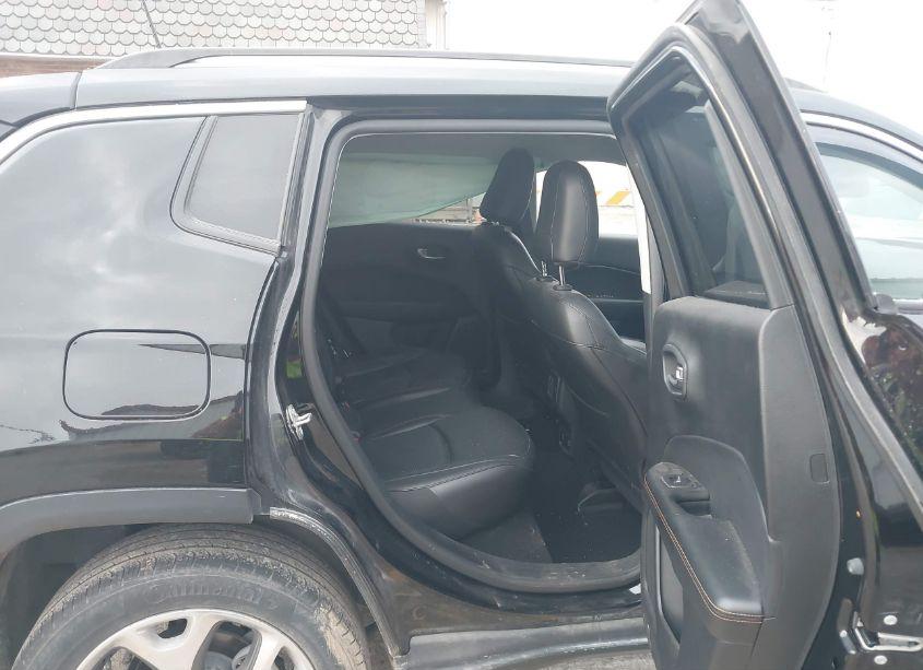 Photo 8 of 2019 Jeep Compass LIMITED 4X4 (VIN 3C4NJDCB9KT622867)