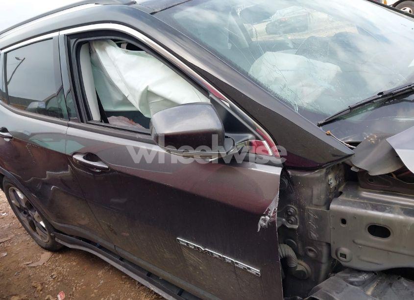 Photo 13 of 2020 Jeep Compass LIMITED 4X4 (VIN 3C4NJDCB9LT196678)