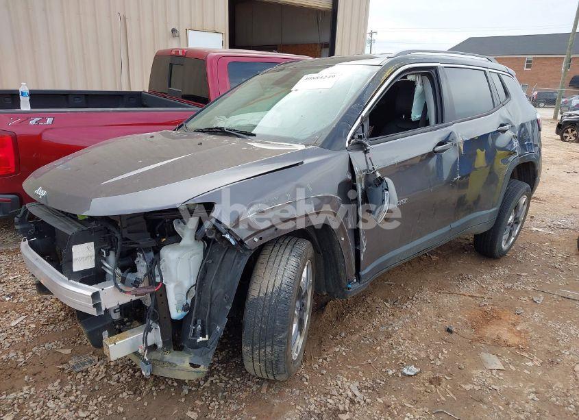 Photo 2 of 2020 Jeep Compass LIMITED 4X4 (VIN 3C4NJDCB9LT196678)