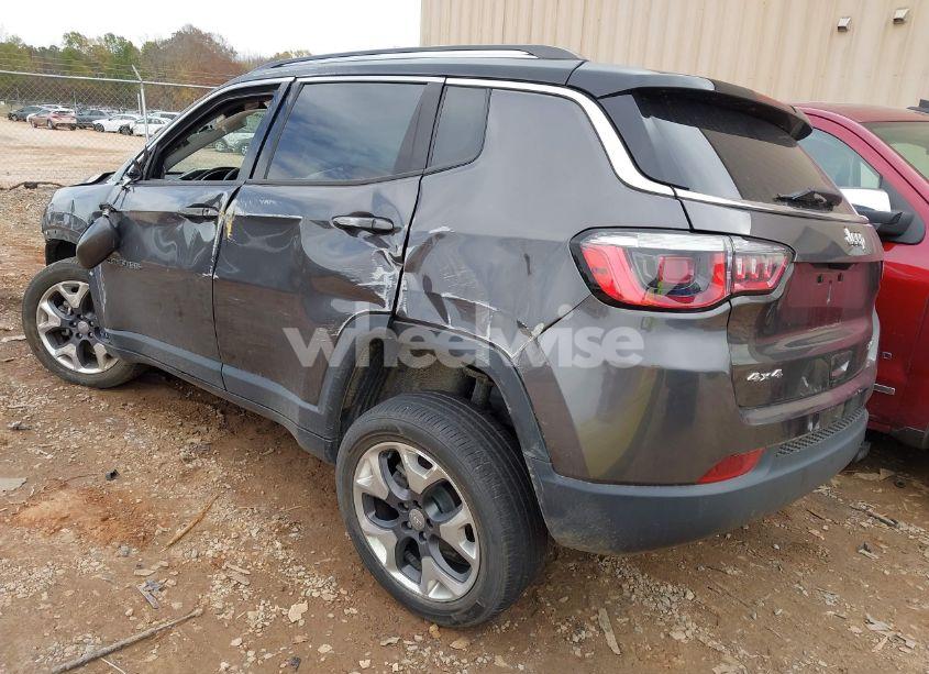 Photo 3 of 2020 Jeep Compass LIMITED 4X4 (VIN 3C4NJDCB9LT196678)