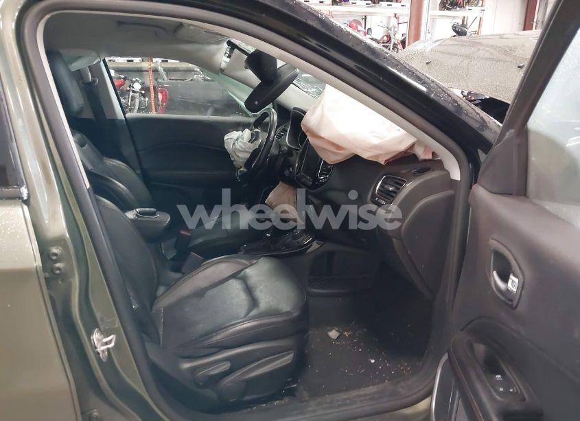 Photo 5 of 2020 Jeep Compass LIMITED 4X4 (VIN 3C4NJDCB9LT244700)