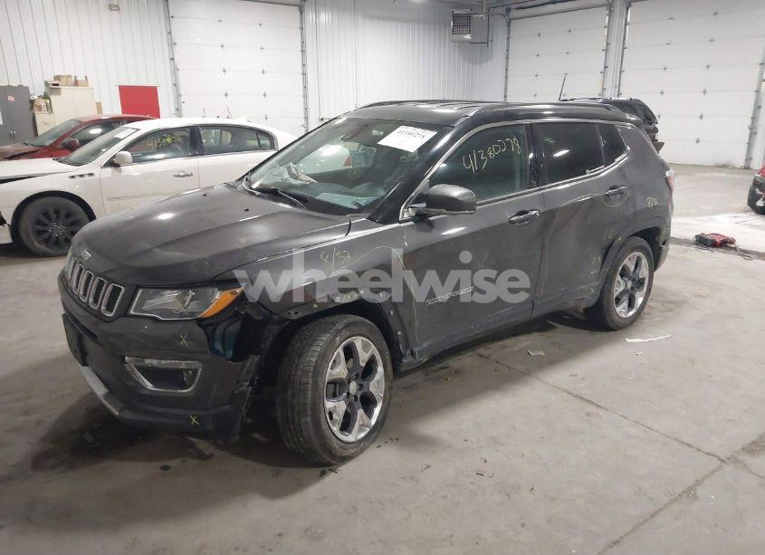Photo 2 of 2021 Jeep Compass LIMITED 4X4 (VIN 3C4NJDCB9MT543766)