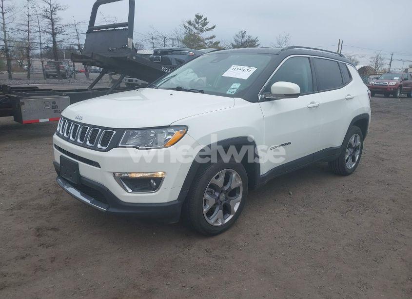 Photo 2 of 2021 Jeep Compass LIMITED 4X4 (VIN 3C4NJDCB9MT556758)
