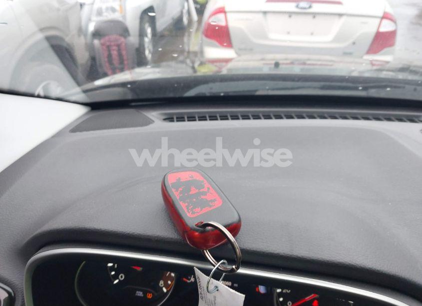 Photo 11 of 2018 Jeep Compass LIMITED 4X4 (VIN 3C4NJDCBXJT104460)