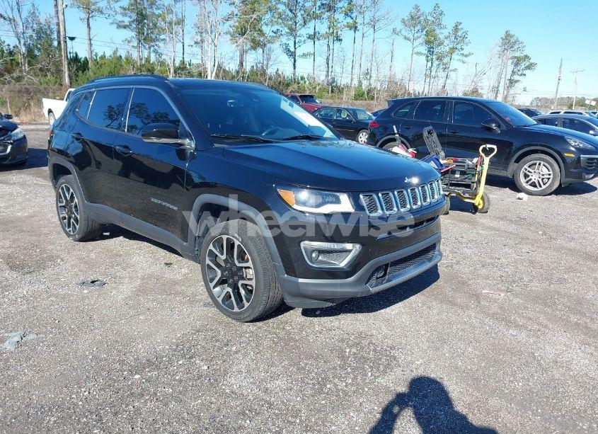 2018 Jeep Compass LIMITED 4X4 (VIN 3C4NJDCBXJT115247) main photo