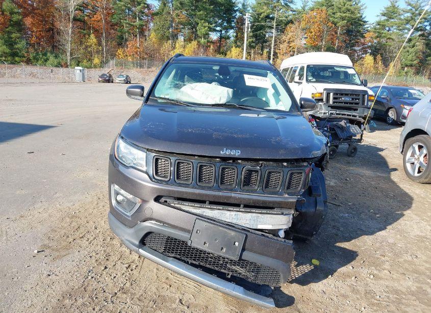 Photo 12 of 2018 Jeep Compass LIMITED 4X4 (VIN 3C4NJDCBXJT144019)