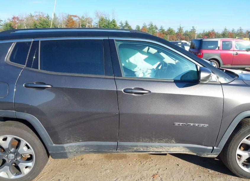 Photo 13 of 2018 Jeep Compass LIMITED 4X4 (VIN 3C4NJDCBXJT144019)