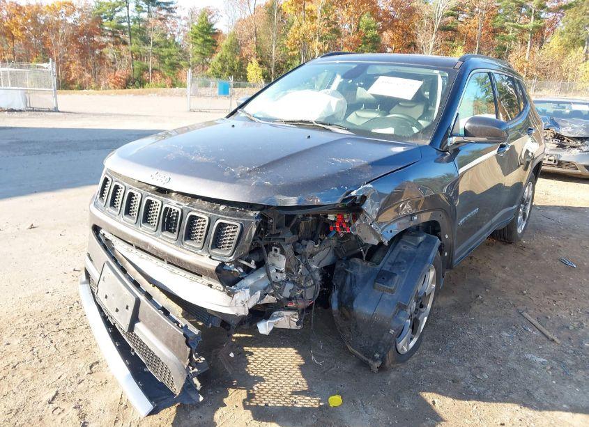 Photo 6 of 2018 Jeep Compass LIMITED 4X4 (VIN 3C4NJDCBXJT144019)