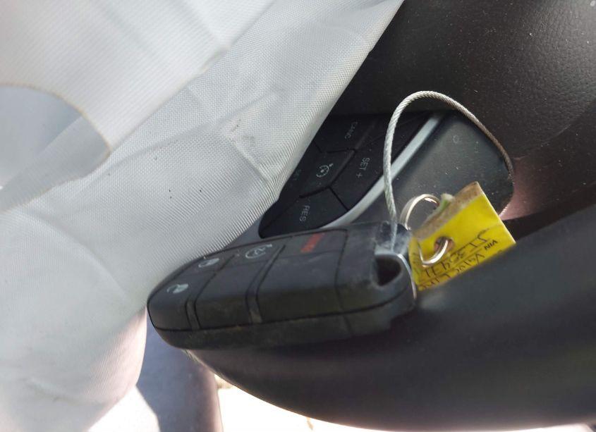 Photo 11 of 2018 Jeep Compass LIMITED 4X4 (VIN 3C4NJDCBXJT354717)