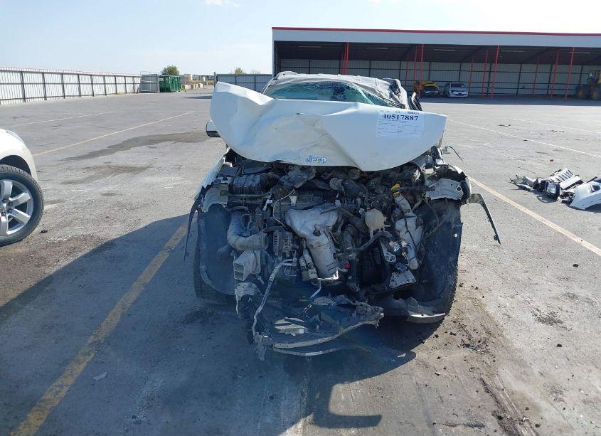 Photo 13 of 2018 Jeep Compass LIMITED 4X4 (VIN 3C4NJDCBXJT354717)