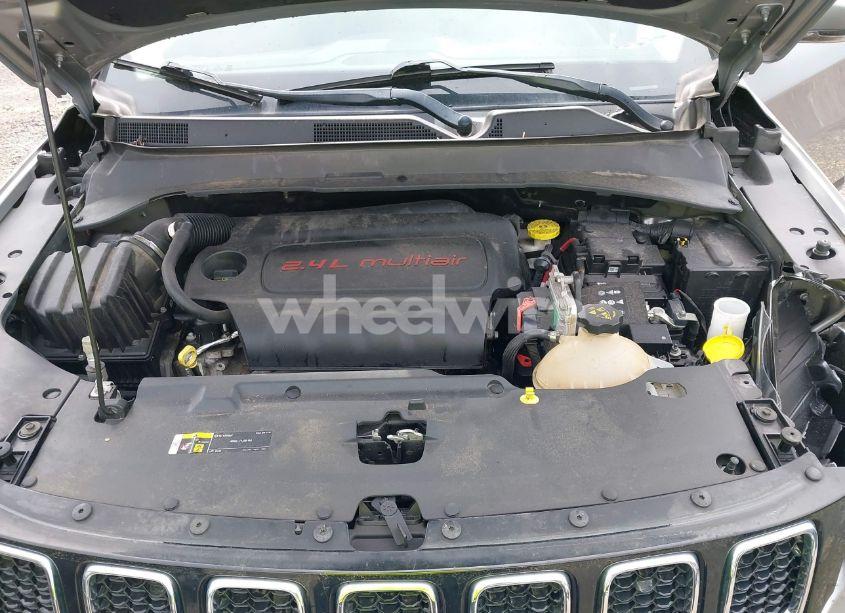 Photo 10 of 2018 Jeep Compass LIMITED 4X4 (VIN 3C4NJDCBXJT365801)