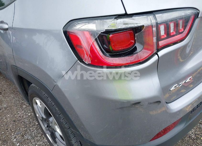 Photo 17 of 2018 Jeep Compass LIMITED 4X4 (VIN 3C4NJDCBXJT365801)