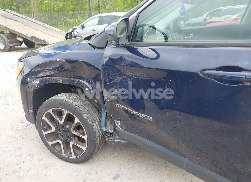 Photo 6 of 2018 Jeep Compass LIMITED 4X4 (VIN 3C4NJDCBXJT481337)