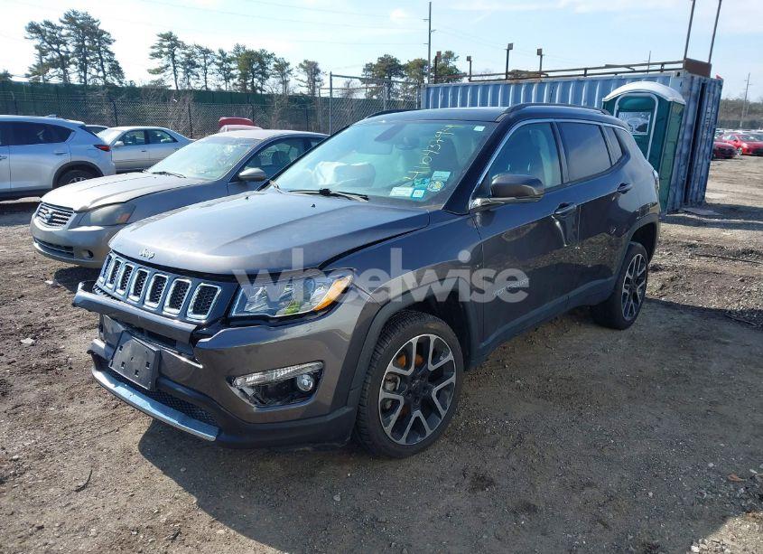 Photo 2 of 2018 Jeep Compass LIMITED 4X4 (VIN 3C4NJDCBXJT484688)