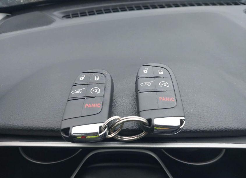 Photo 11 of 2019 Jeep Compass LIMITED 4X4 (VIN 3C4NJDCBXKT682754)