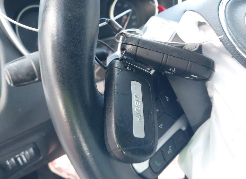 Photo 11 of 2019 Jeep Compass HIGH ALTITUDE 4X4 (VIN 3C4NJDCBXKT696461)