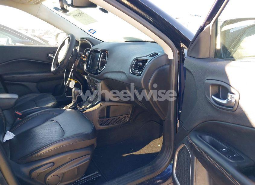 Photo 5 of 2019 Jeep Compass LIMITED 4X4 (VIN 3C4NJDCBXKT842132)